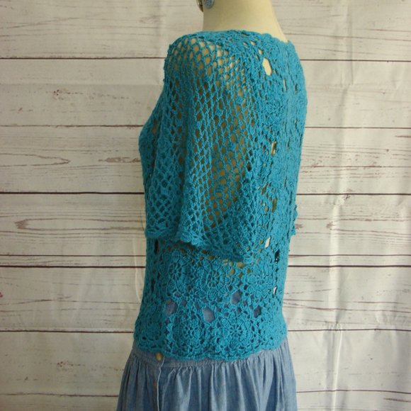 Turq Crochet Floral Short Sleeve Top Open Weave - Picture 5 of 14